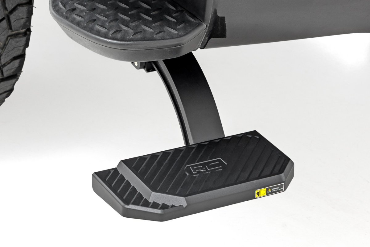 Chevrolet Silverado 3500 HD Retractable Bed Step - Rough Country - Manual, Retractable, 5-Inch Drop - '15-'19